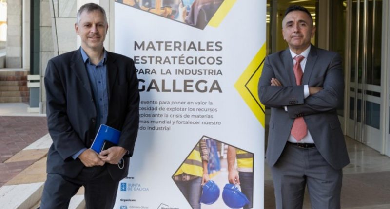 Rafaella Resources (ASX:RFR) - Managing Director, Steven Turner (left) and Santa Comba Project Manager, Juan José López Muñoz (right)